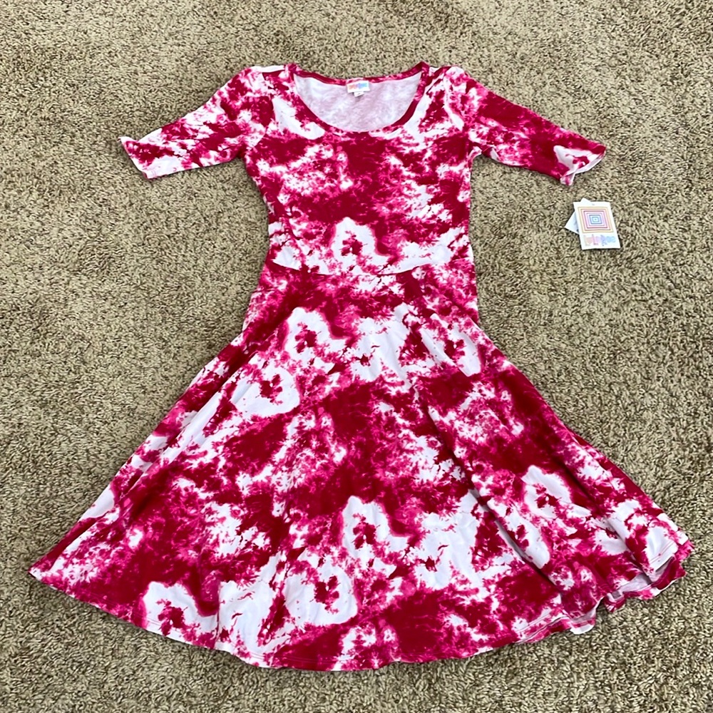 NWT! LuLaRoe Nicole Slip-on Knee High Dress Pink & White Women’s Sz Medium